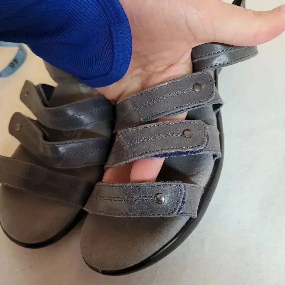 Propet Sandals - Picture 2 of 8